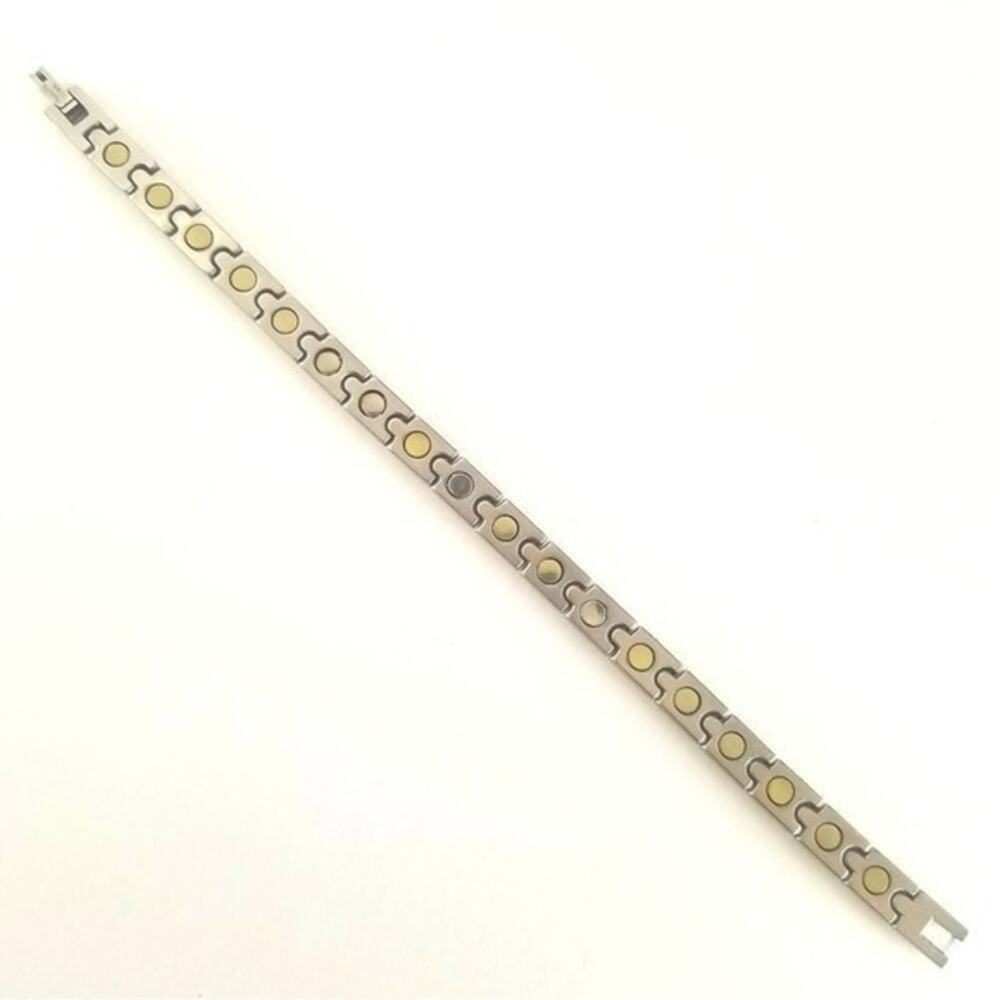 New stainless steel magnetic bracelet. 7.5 inches - Picture 3 of 3